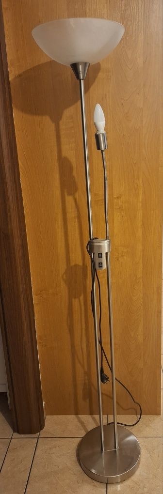 Sprzedam lampę stojącą