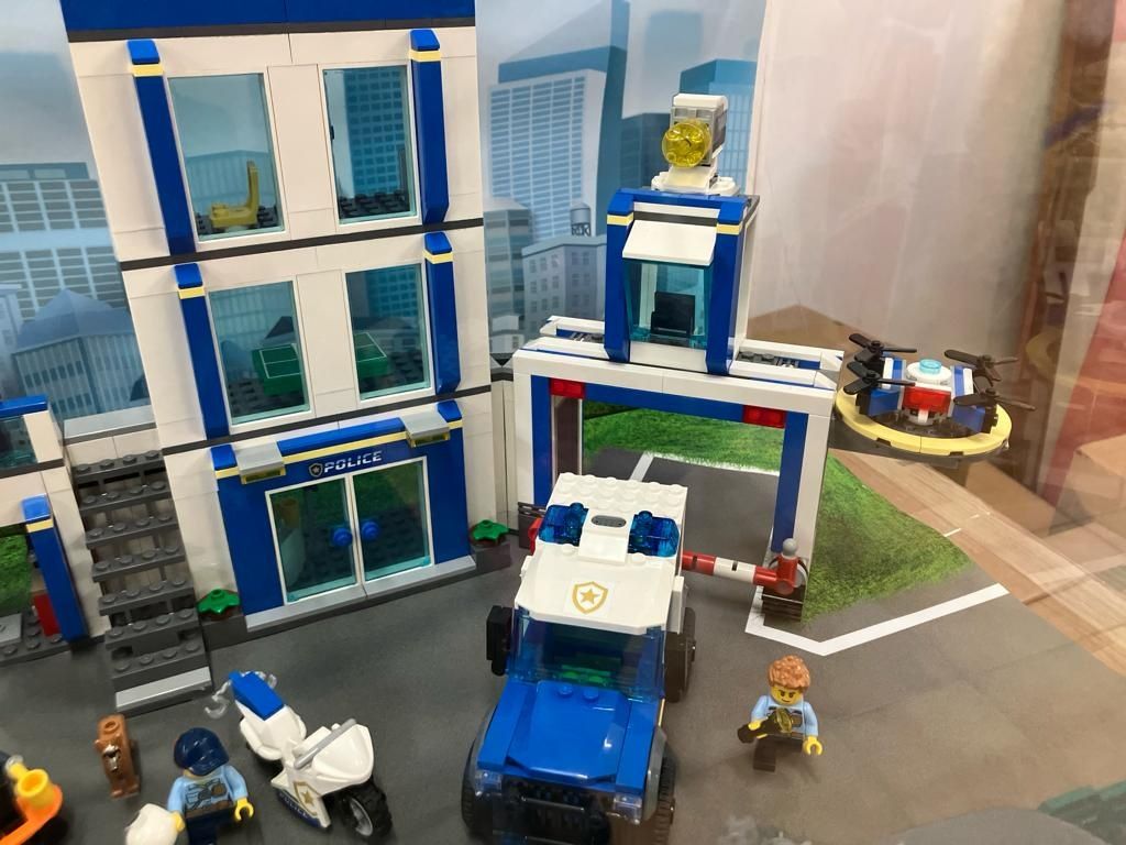 Lego City com mostruário