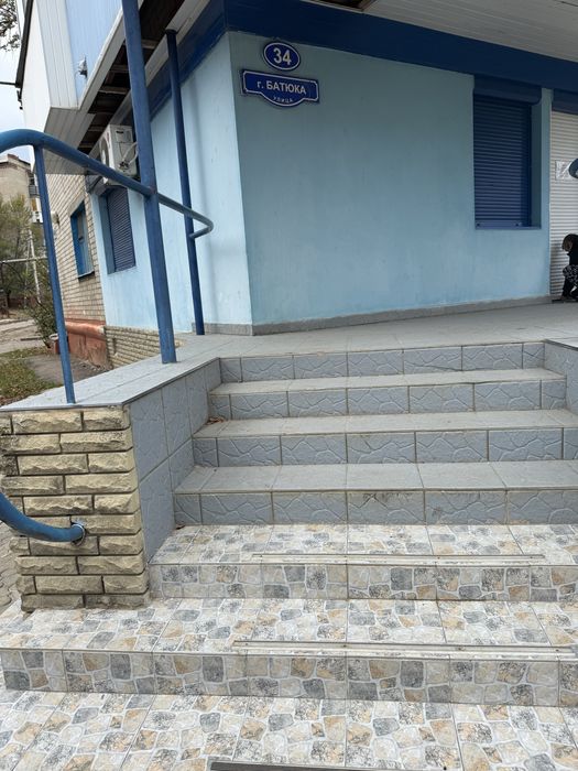 Сдам хорошее помещение на Артема под офис/магазин /для любого бизнеса