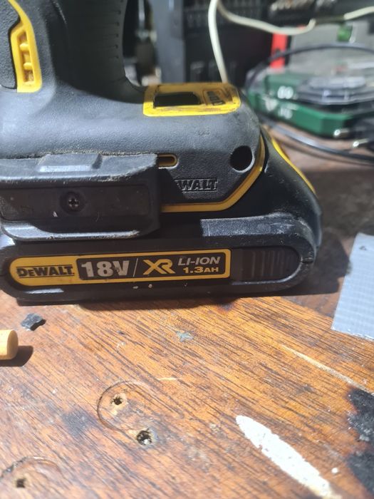 Aparafusadora dewalt de impacto