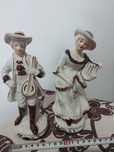 Stare figurki porcelanowe