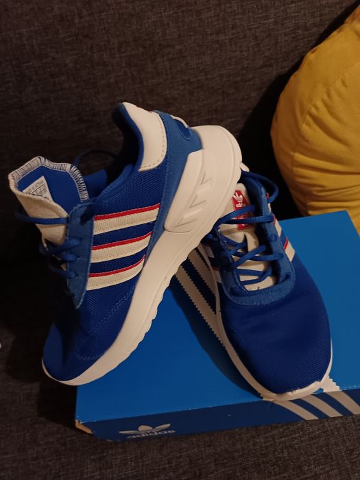 Sapatilhas da Adidas NR.33