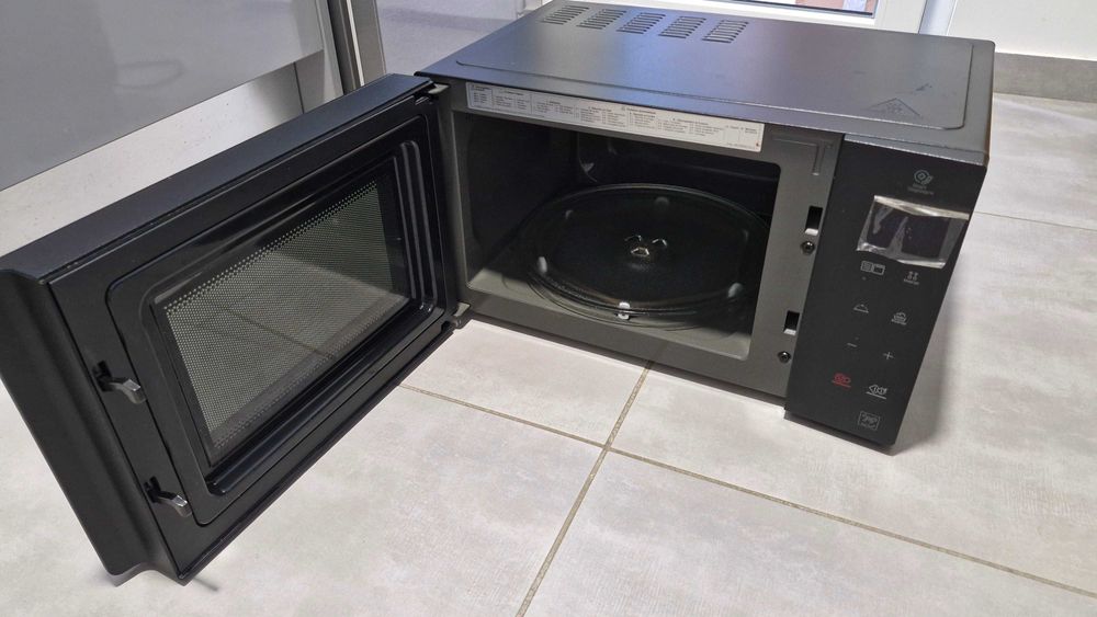 Microondas LG Smart Inverter