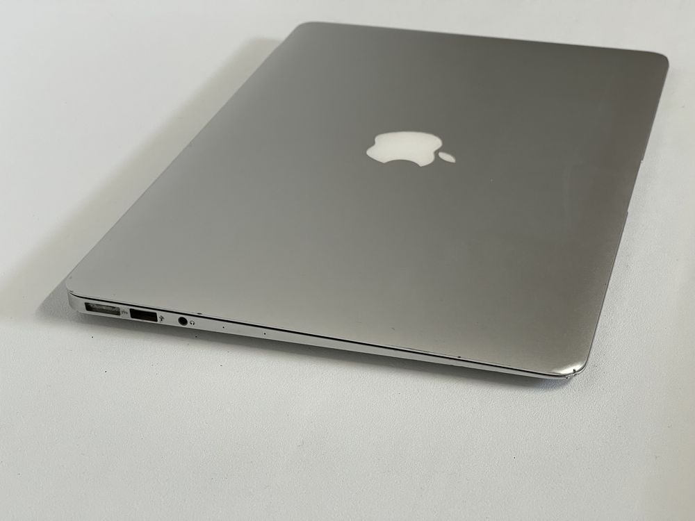 MacBook Air 13” 2015 | і5 | 8GB | 128GB • ГАРАНТІЯ