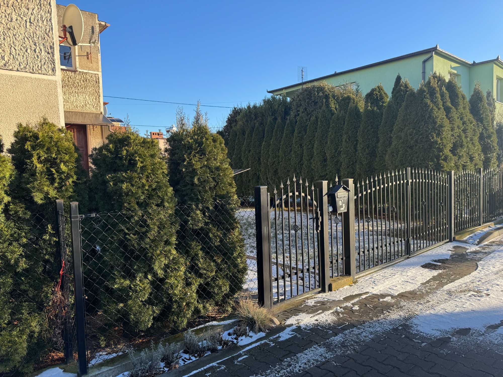 Dom - lokal mieszkaniowy położony na piętrze