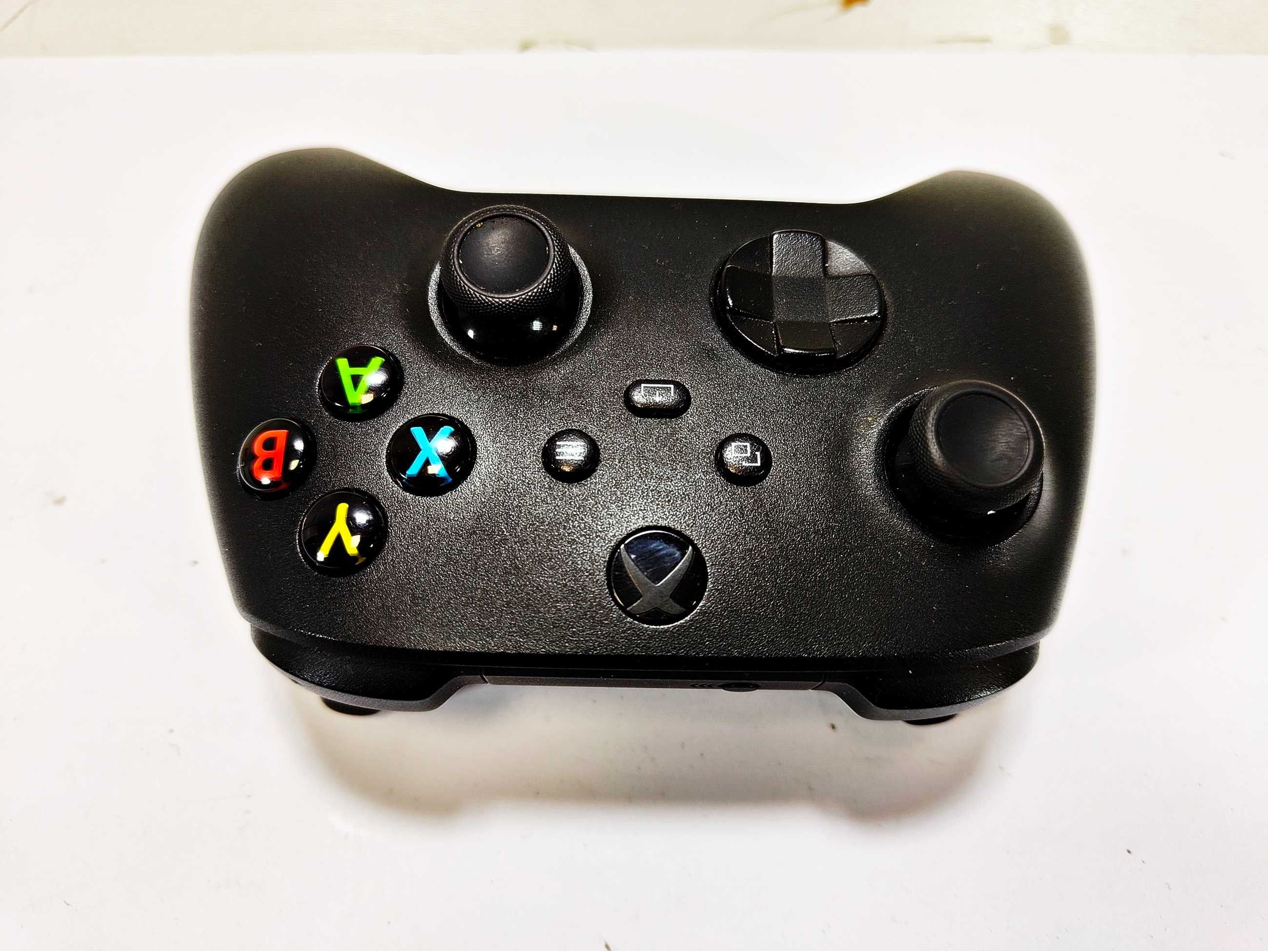 Pad Microsoft Xbox Series czarny