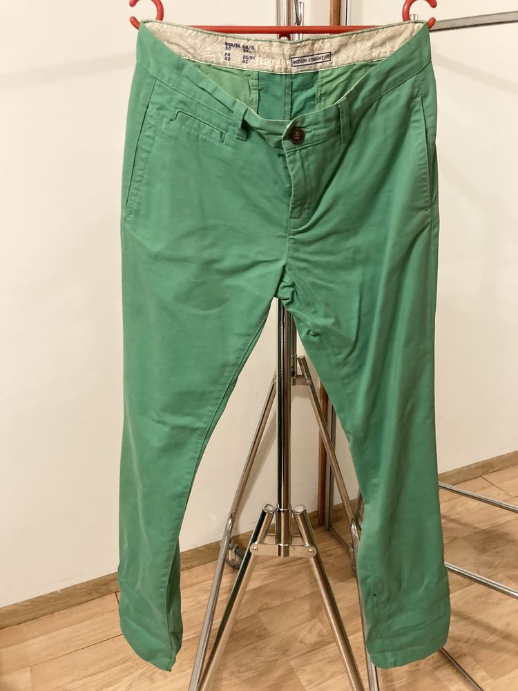 Spodnie materiałowe zielone