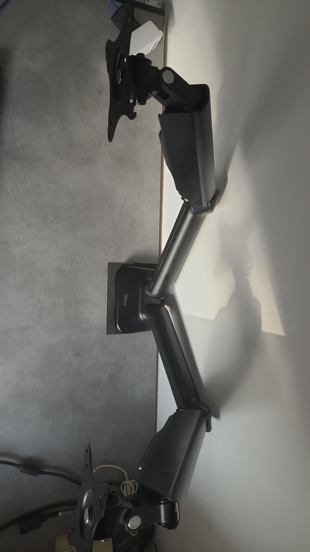Suporte articulado duplo (2 Monitores) de 17" a 32"