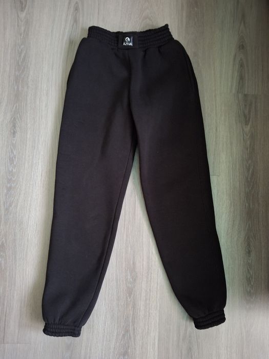 Жіночі джогери розмір S