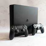 Продам Playstation 4,приставка PS4