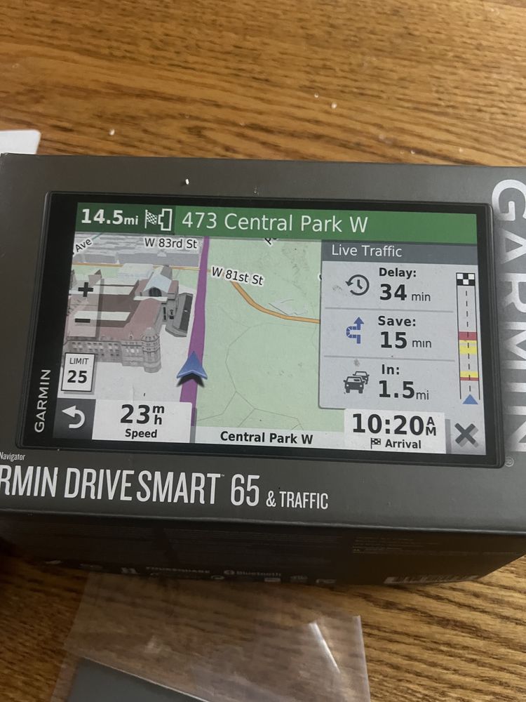 Навігатор Garmin drive smart 65