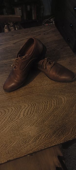 Buty komunijne dla chłopca rozmiar 33