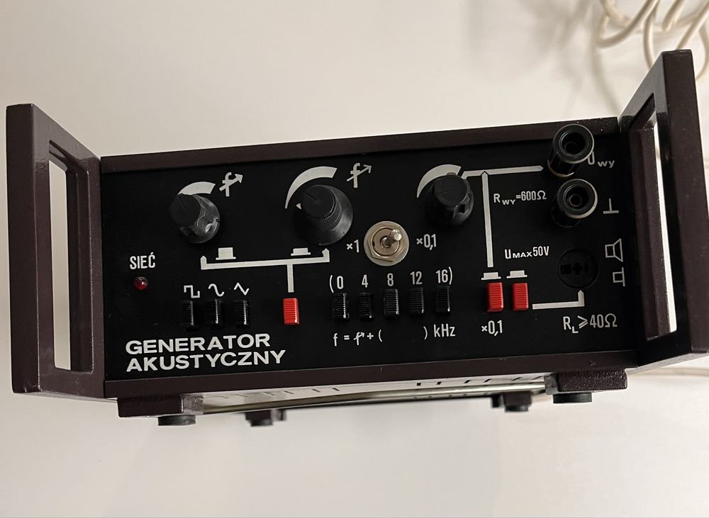 Generator akustyczny
