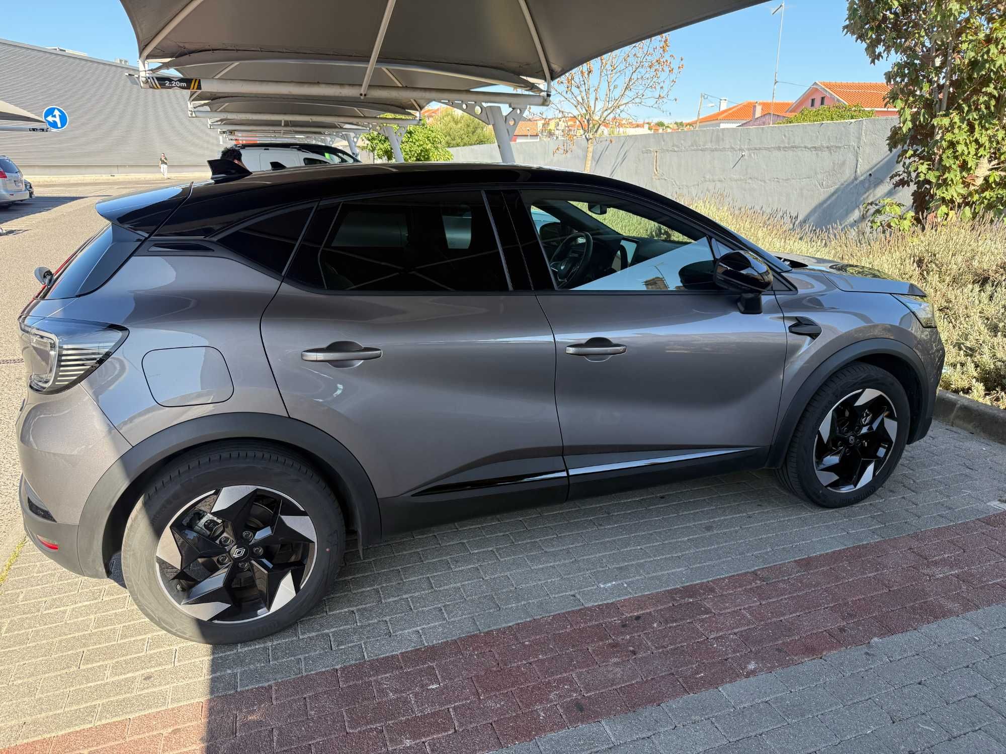 RENAULT Captur Techno E-Tech Full Hybrid 145 hp
