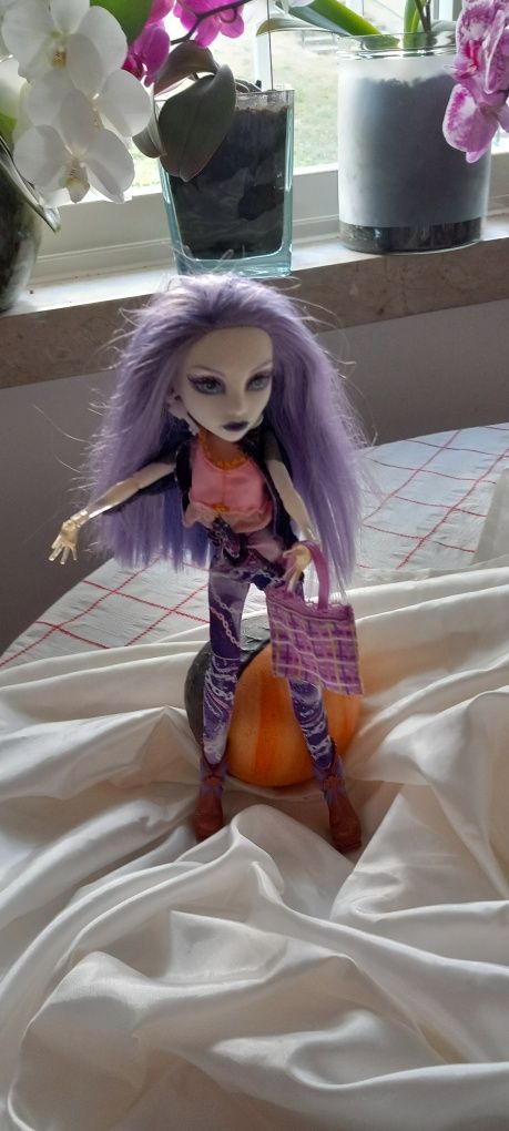 Boneca monster high