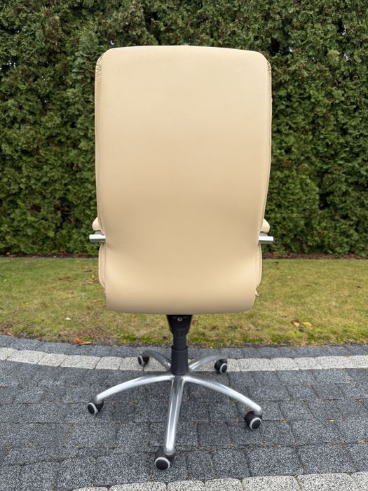 Fotel biurowy skórzany