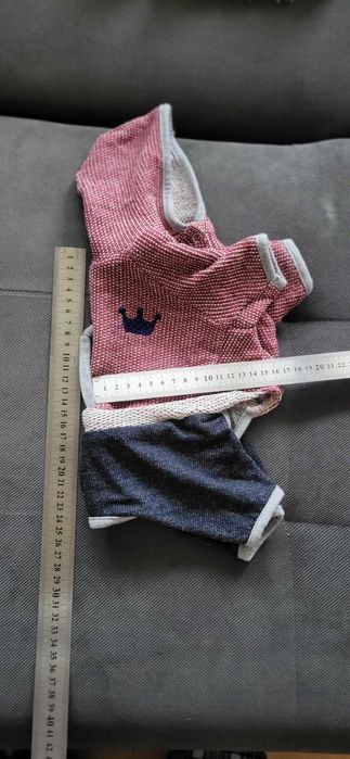 Dzianinowy kombinezon dla małego psa