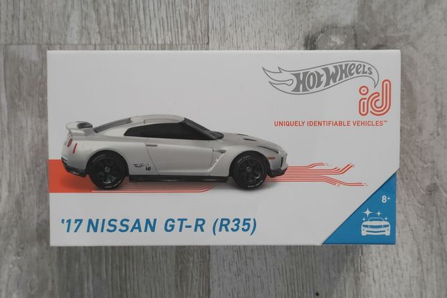 Hot wheels Nissan GT-R ID