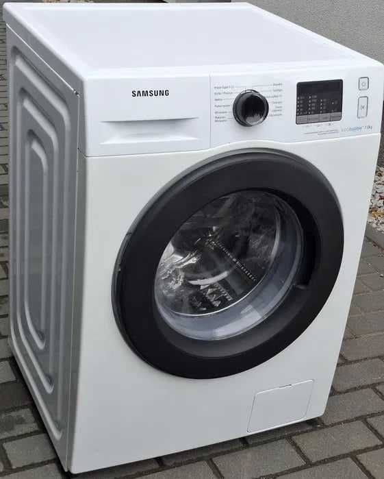 Продається пральна  машина Samsung WF70F5E0W2W