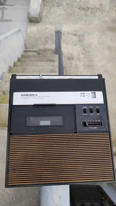 Leitor-Gravador de cassetes antigo