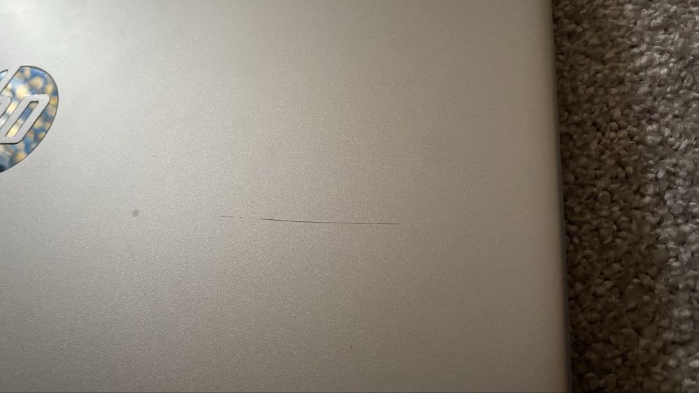 Ноутбук HP dy4038nr i7 16gb