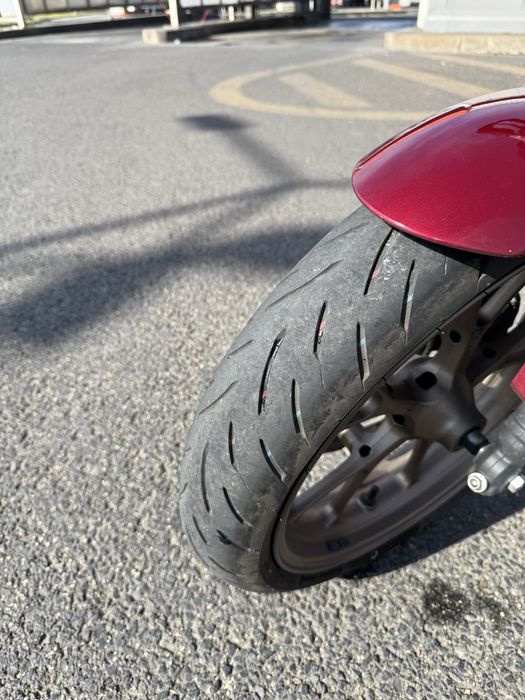 Honda cb 125r 2023