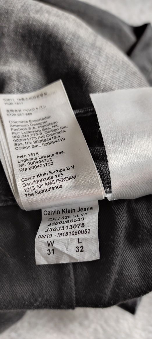 Джинсы Calvin Klein Jeans