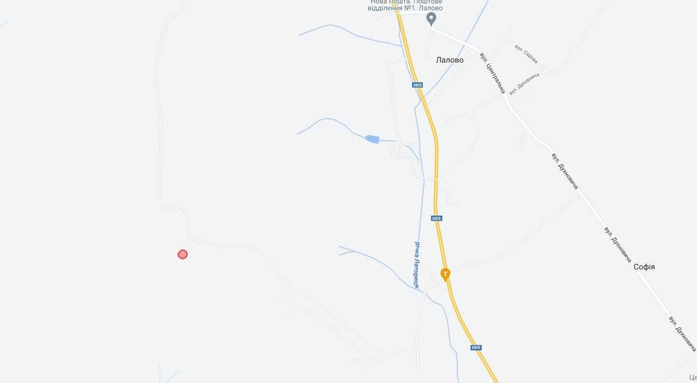 Продам ділянку в с. Пістрялово, Закарпатська обл. Власник.