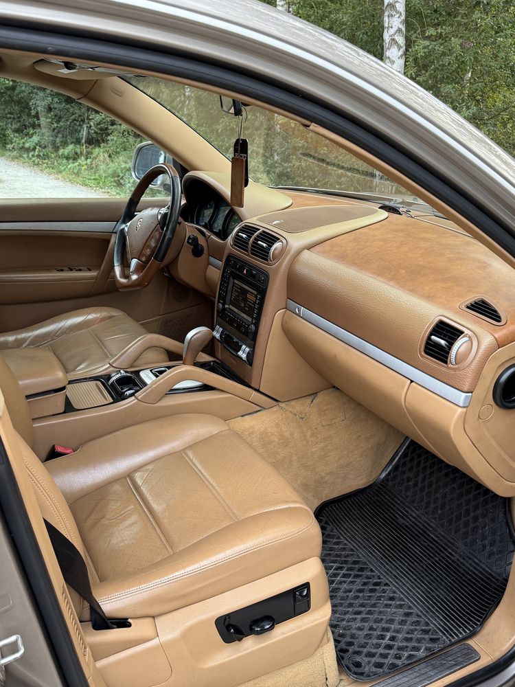 Porsche Cayenne 3.2 4x4