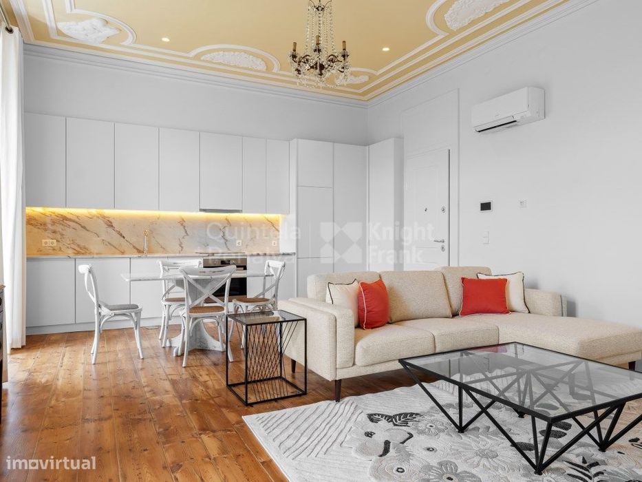 Apartamento T1 com móveis para arrendar em Santos