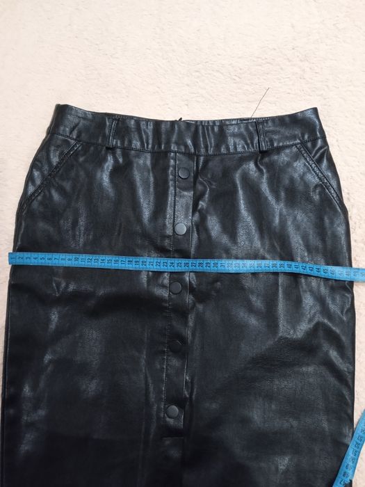 Шкіряна спідниця(якісний замінник)
