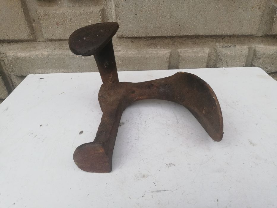 Żeliwne kopyto szewskie