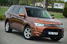 Mitsubishi Outlander 2,2DI-D 4x4 Automat 7-osób Xenon Niemcy