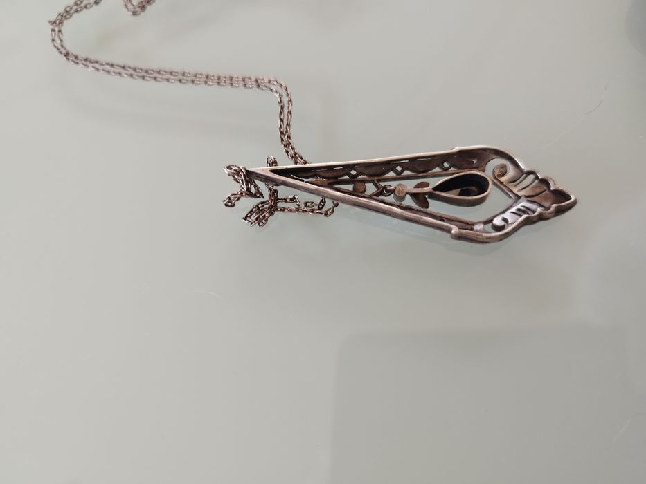 Lindo colar antigo de prata art déco. 50€