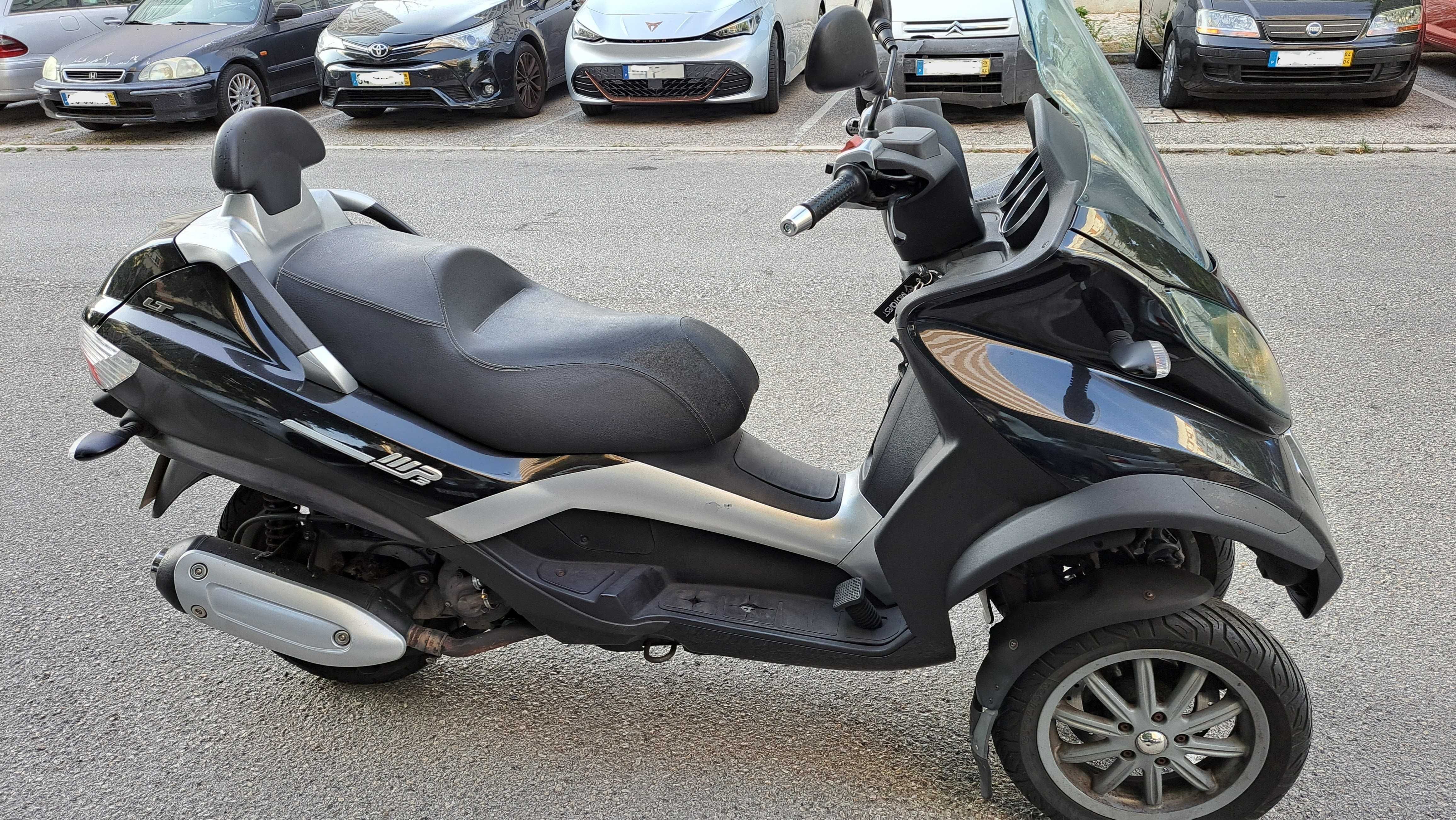 Piaggio MP3 250LT