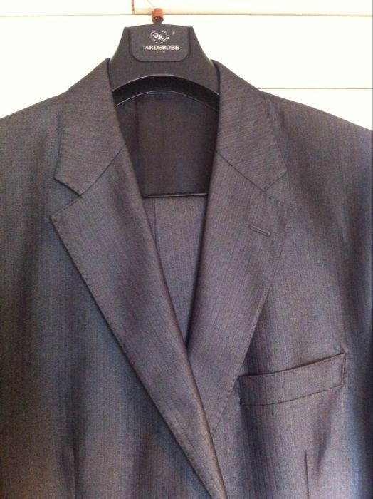 мужской классический деловой костюм.франция