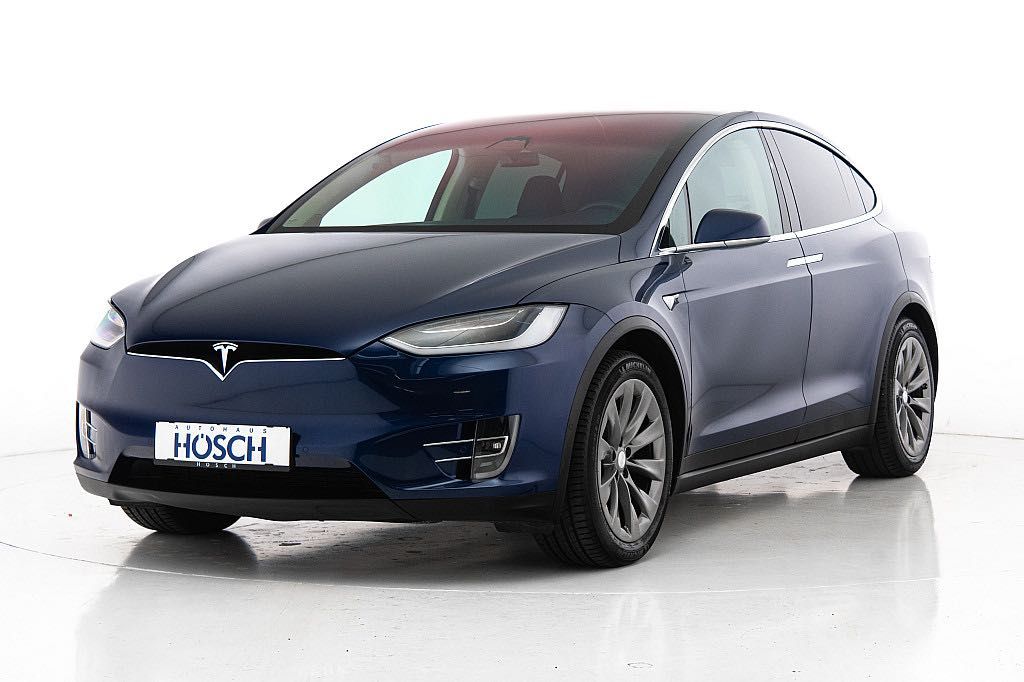 Tesla Model X  Тесла 25,950 км пробіга европейська зборка 100D