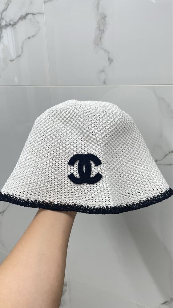 Новая Панама Chanel белая