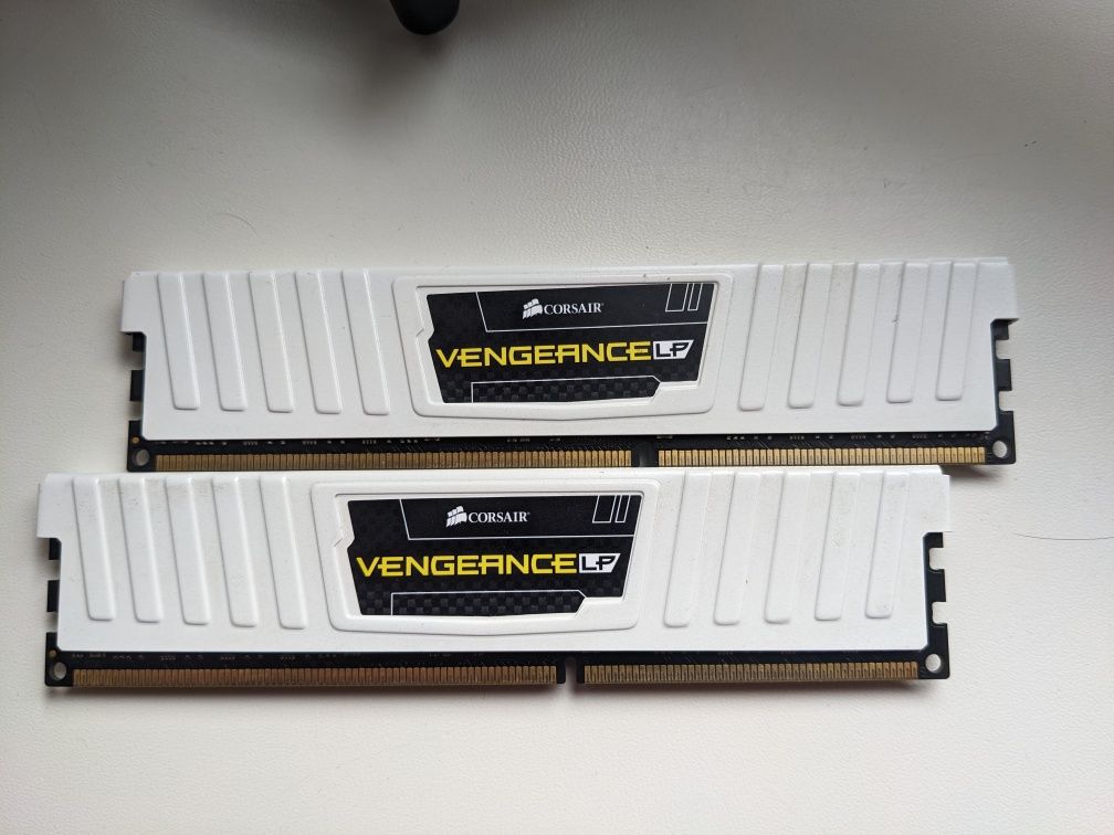 Продам комплект p8h61-m lx3 r2.0 / ddr3 / Xeon E3-1270(i7-2600)