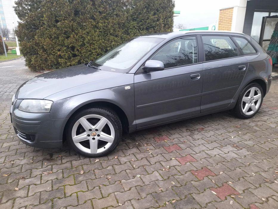 Audi A3 Sportback A3_benzyna_klima