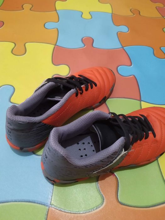 Tenis chuteira/sapatilha futsal ou futebol tamanho/número 33