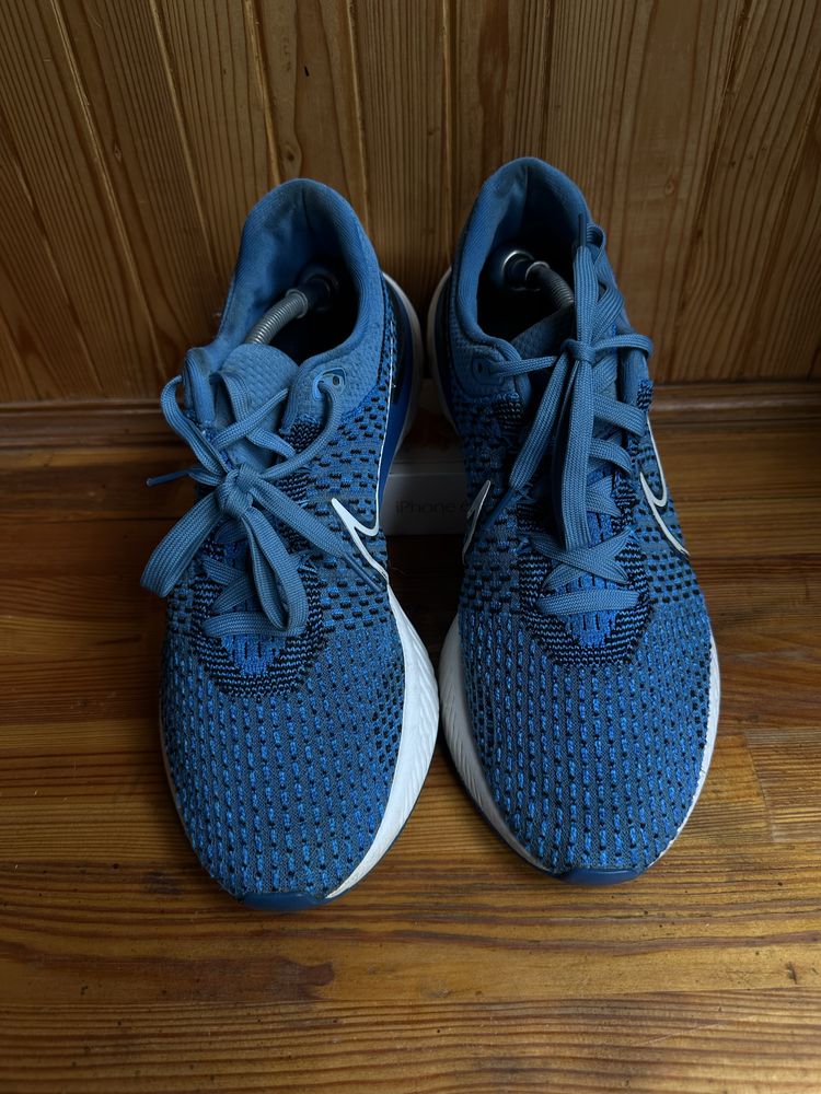 Кроссовки Nike React Infinity Run Flyknit 3