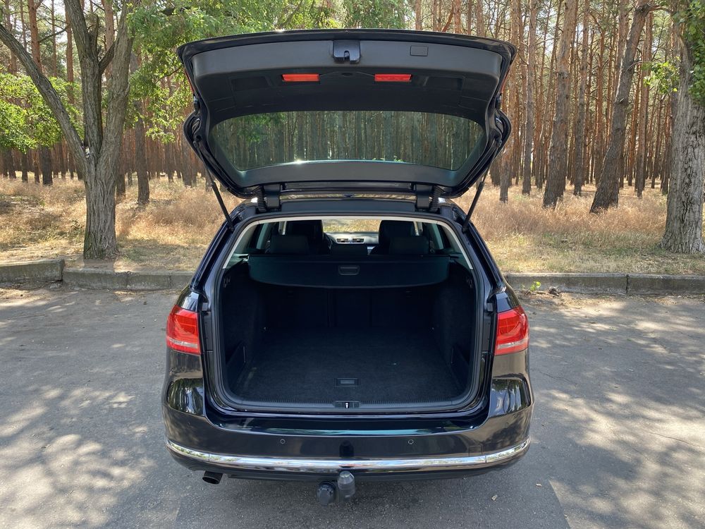 Volkswagen Passat B7 2011, 1.4 TSI 90 кВт 122 к.с.