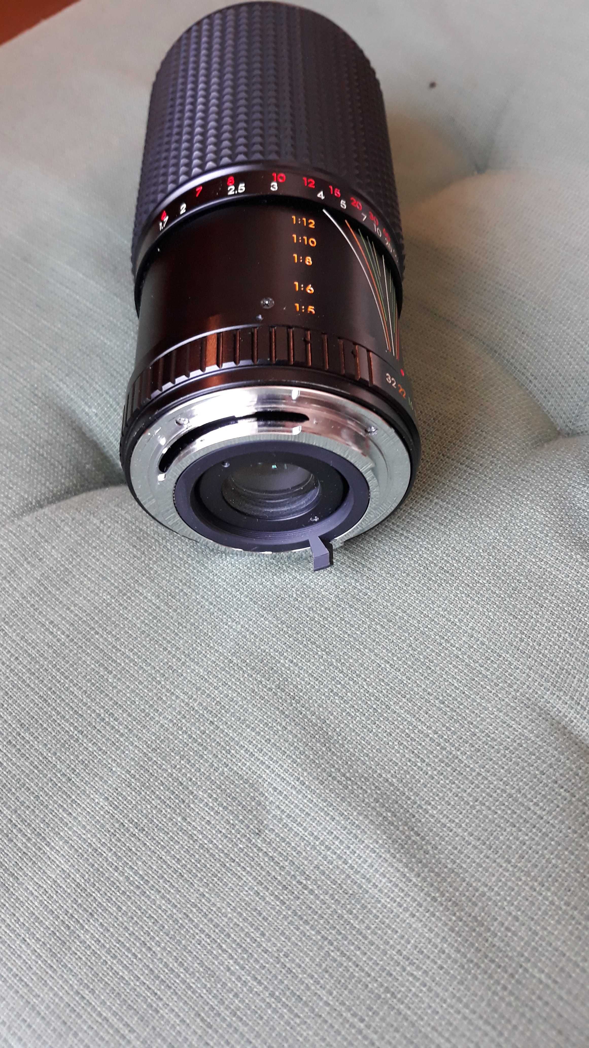 Obiektyw auto REVUENON MC ZOOM 1:40   70-210 mm