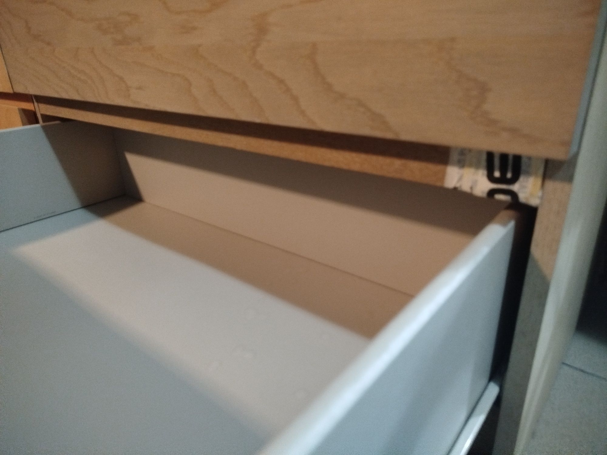 Cómodas 4 gavetas Ikea