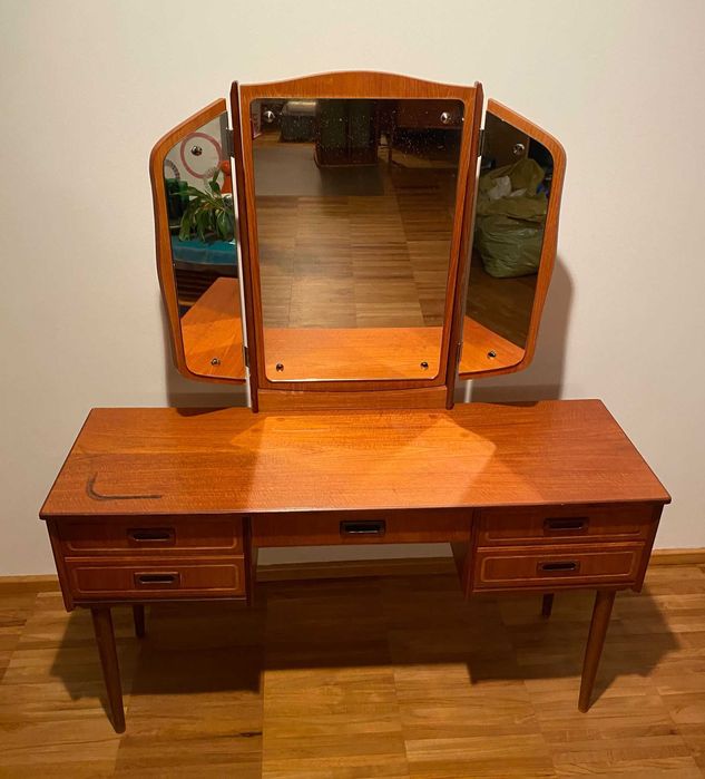 Toaletka skandynawska vintage teak lata 70