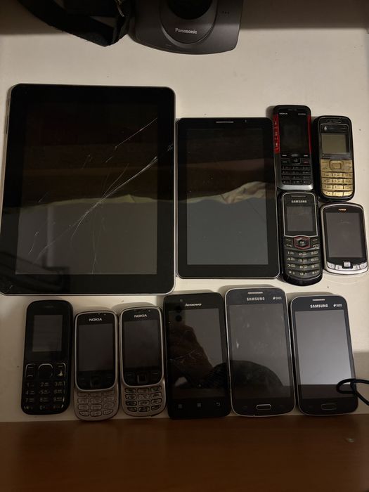 Лот планшетів/смартфонів, відправлено ОЛХ ДОСТАВКОЮ!