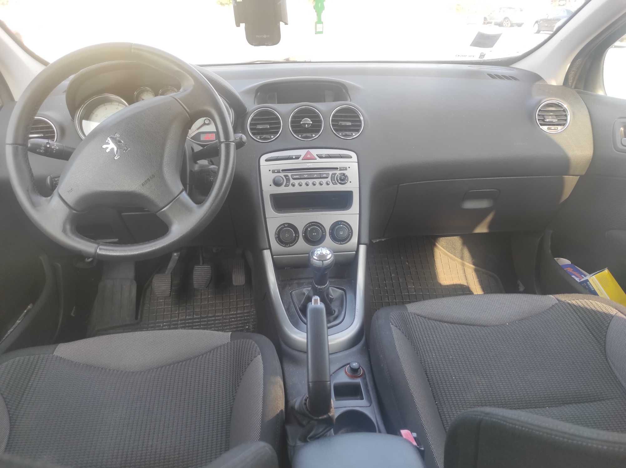 Peugeot 308 1.6 lpg hatchback