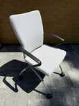 Fotel konferencyjny Haworth Comforto