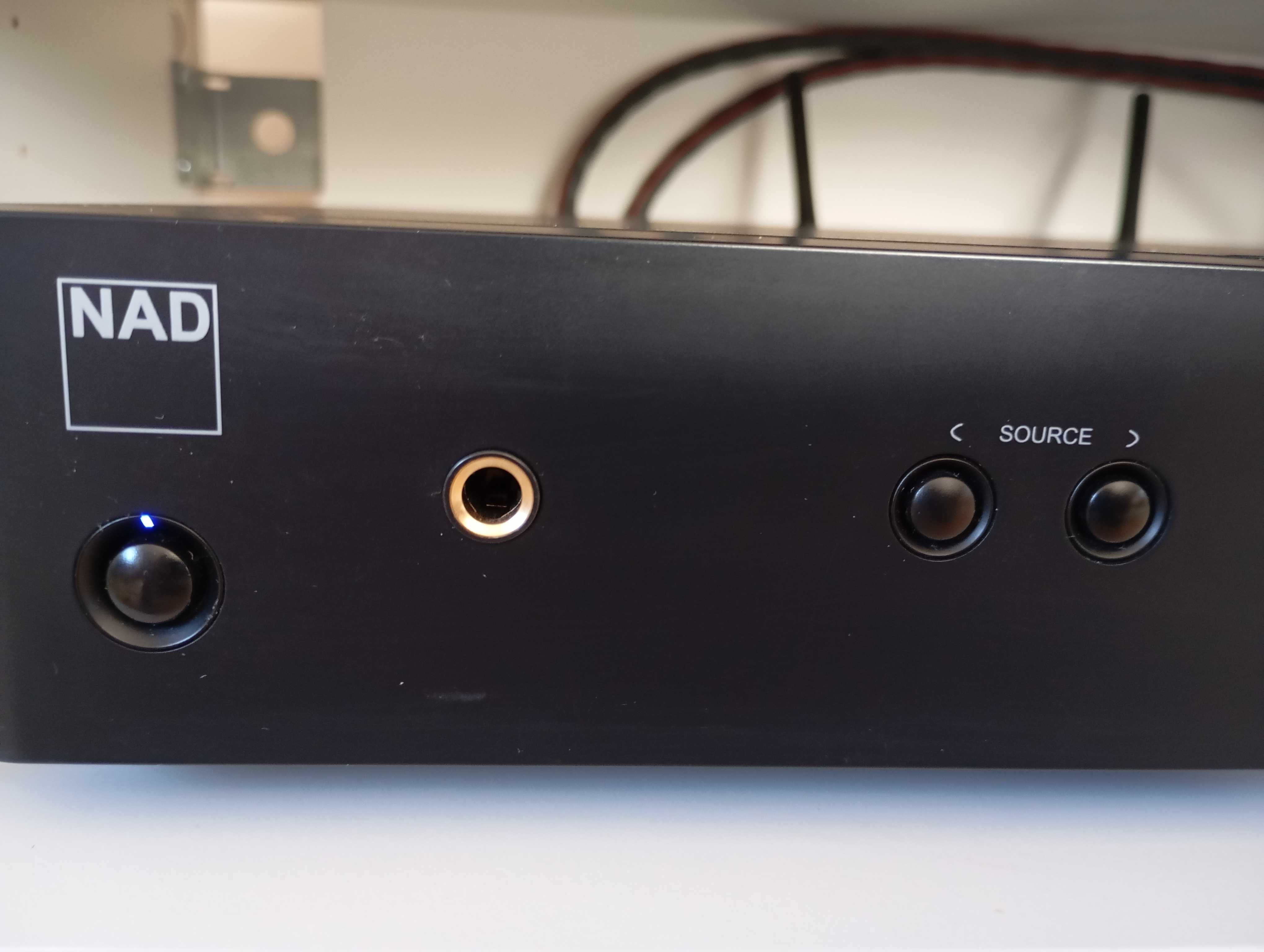 NAD C338  wzmacniacz zintegrowany